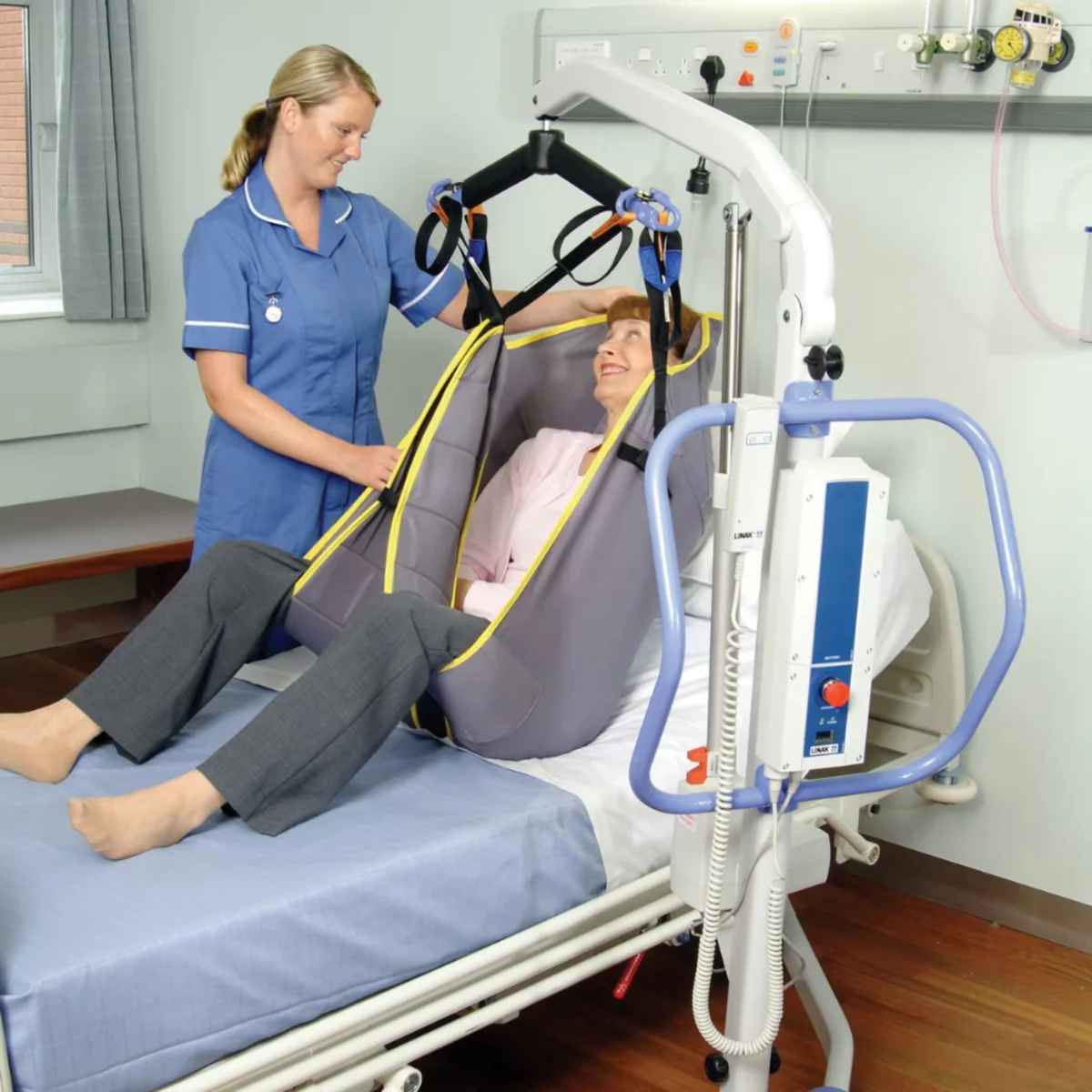 Oxford Advance Folding Mobile Hoist - Image 4