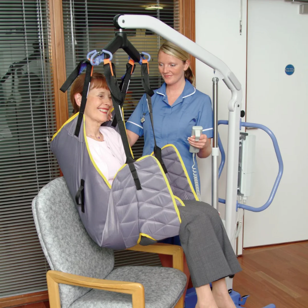 Oxford Advance Folding Mobile Hoist - Image 5